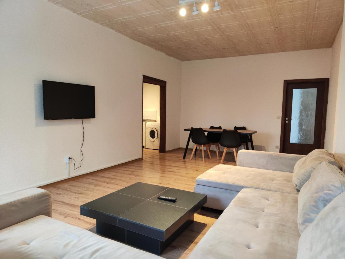 Appartments In Den Breitwiesen 威斯洛赫 外观 照片